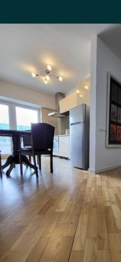 Apartament Ultracentral Piata Unirii Apartment Bucharest Exterior photo